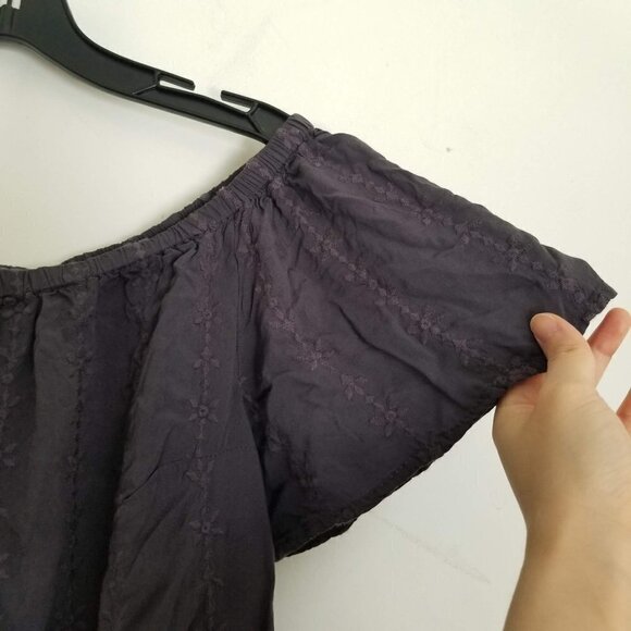 Torrid Floral Embroidered Off Shoulder Blouse 0X - Picture 7 of 12